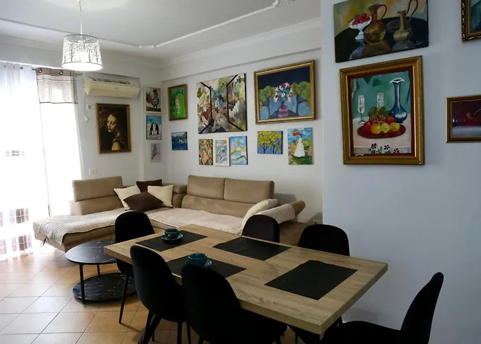 At An Artist's Place! Apartment *